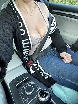 BellaMila online show from April 2026 05:58:02 AM