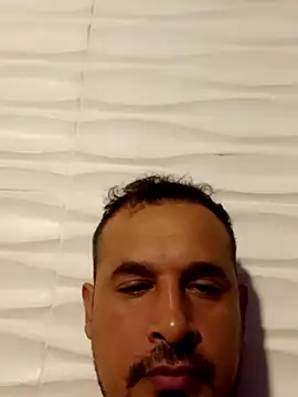 Snapshot of Ezehombre chatting on March 2026 04:00:01 PM Ezehombre online show from March 2026 04:00:01 PM