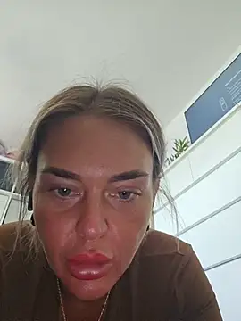 CarmenCapricorn online show from March 2026 01:18:01 PM