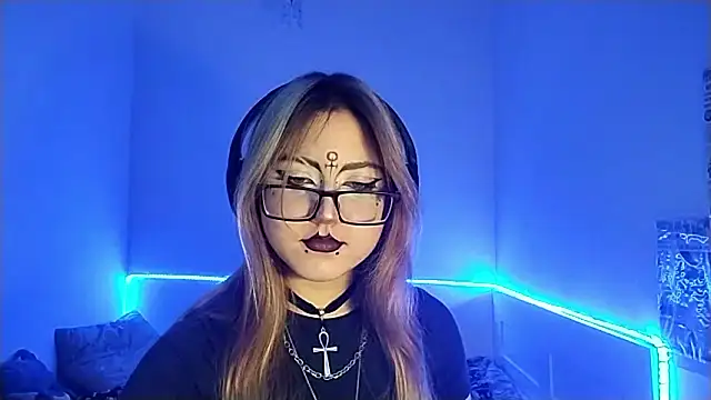 CucKuhta online show from March 2026 01:29:02 PM