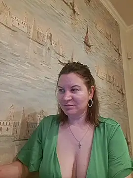 LaraHarper online show from April 2026 08:28:02 PM