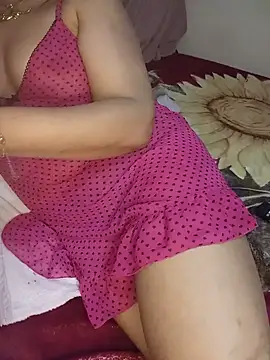 Snapshot of Hayat-zahri chatting on June 2026 02:46:01 AM Hayat-zahri online show from June 2026 02:46:01 AM