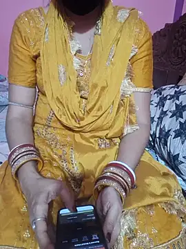 Snapshot of Couple_hot999 chatting on June 2026 02:12:02 PM Couple hot999 online show from June 2026 02:12:02 PM