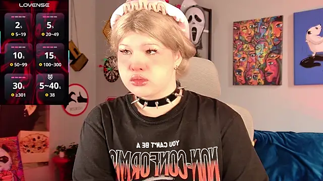 LilithNlsn online show from June 2026 01:01:01 PM