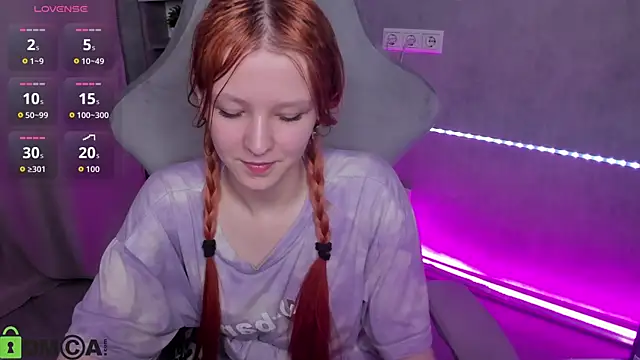 Emma Dusk online show from May 2026 11:34:04 PM
