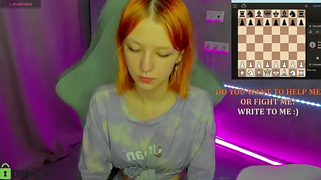 Emma Dusk online show from May 2026 01:03:01 AM