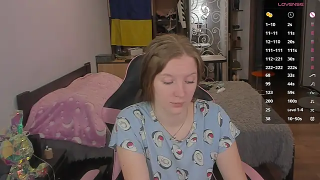 Mary Blu online show from November 2025 10:47:02 AM