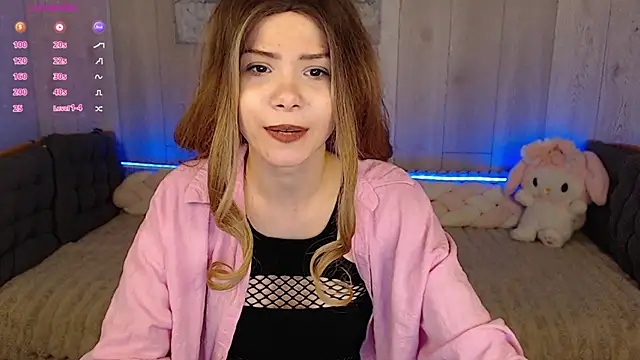 llittle-peachh online show from April 2026 10:27:01 PM