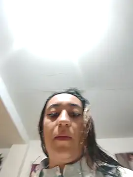 Im Luuu online show from April 2026 11:03:02 AM