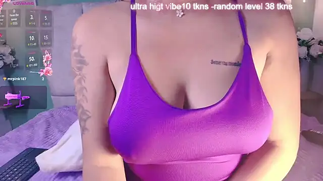 Jessicaparkeer online show from April 2026 07:18:01 PM