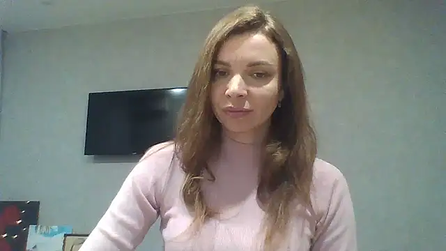 Luna2547 online show from April 2026 05:10:02 PM