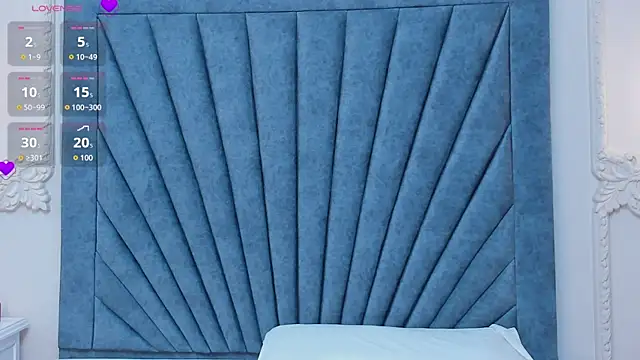 Leandra-Johnson online show from April 2026 01:41:01 PM