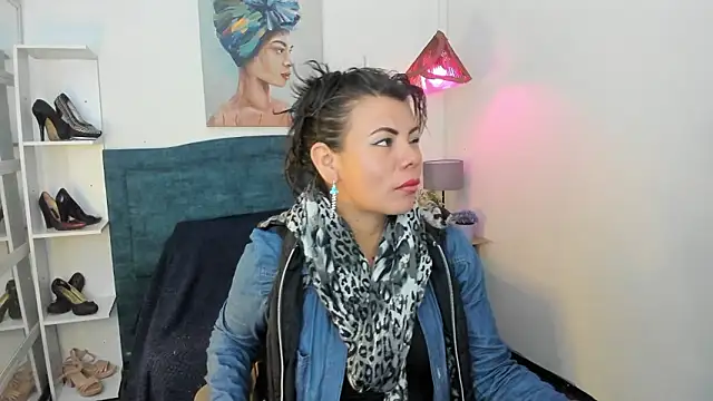 KiaraXMilf online show from March 2026 12:42:02 PM