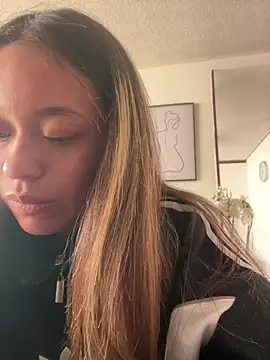 Baby Pink Love online show from April 2026 06:13:02 PM