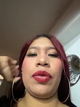 Cherry Charlottee online show from April 2026 09:39:33 PM