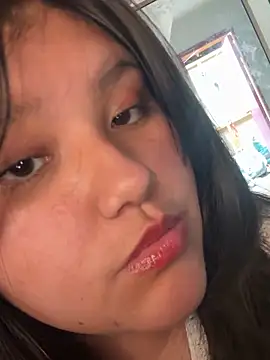 Snapshot of lunaluxe7 chatting on March 2026 06:35:01 PM lunaluxe7 online show from March 2026 06:35:01 PM