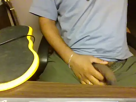 bigbuldgee online show from March 2026 09:32:02 PM