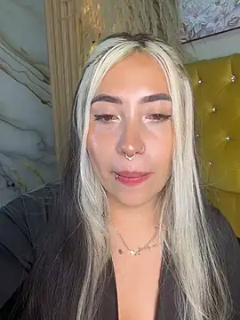 ManuelaVeeleez online show from June 2026 06:29:01 AM