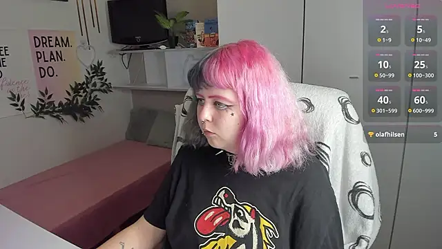 CherryBounce online show from March 2026 09:21:01 PM