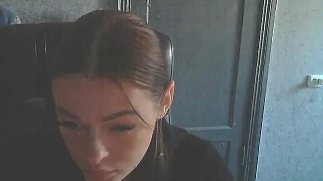 Im Phoenix  online show from March 2026 12:20:01 PM