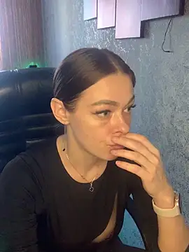 Im Phoenix  online show from March 2026 08:52:01 AM