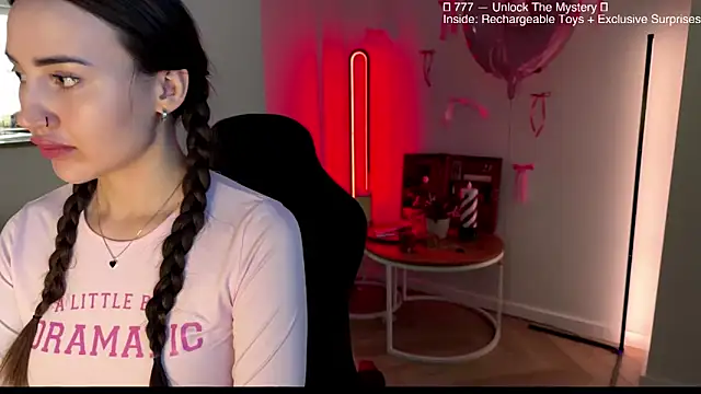 Lilith Lure online show from March 2026 05:46:01 AM