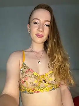 Snapshot of Little_Candy_18 chatting on July 2026 05:45:02 AM Little Candy 18 online show from July 2026 05:45:02 AM