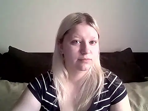 Snapshot of LenaSecret19 chatting on March 2026 06:31:02 AM LenaSecret19 online show from March 2026 06:31:02 AM