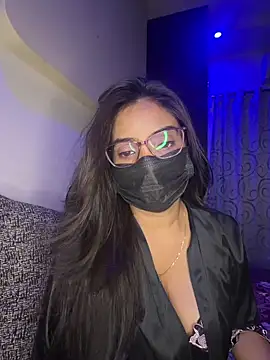 nikki catz online show from April 2026 07:07:02 PM