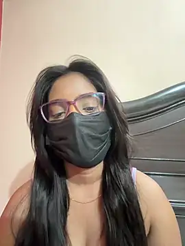 Snapshot of nikki_catz chatting on July 2026 04:27:01 PM nikki catz online show from July 2026 04:27:01 PM