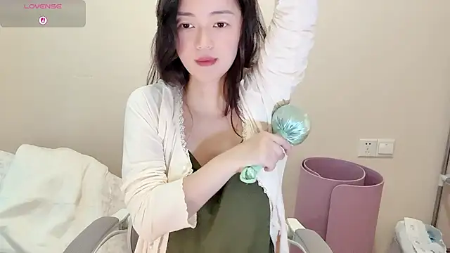 Snapshot of jinxiyao01 chatting on June 2026 02:34:01 AM jinxiyao01 online show from June 2026 02:34:01 AM
