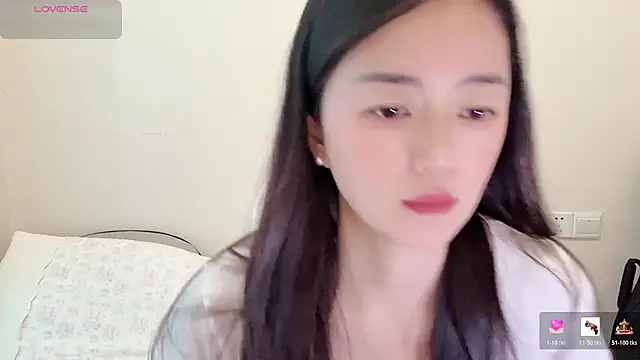 Snapshot of jinxiyao01 chatting on August 2026 02:48:02 AM jinxiyao01 online show from August 2026 02:48:02 AM