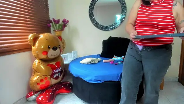 Maye Milf  online show from March 2026 12:43:02 PM