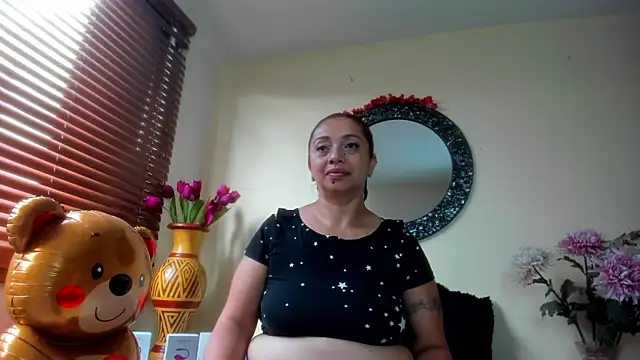 Maye Milf  online show from March 2026 12:44:02 PM