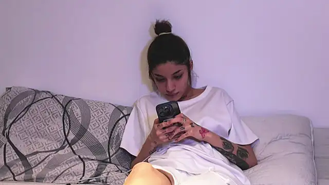 sweelexy online show from April 2026 02:53:02 AM