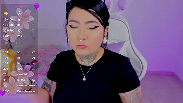 Snapshot of heeyy_kitty chatting on July 2026 06:31:01 PM heeyy kitty online show from July 2026 06:31:01 PM