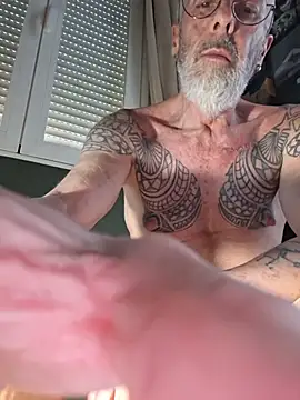 Snapshot of XXX666HEIL chatting on July 2026 05:42:02 PM XXX666HEIL online show from July 2026 05:42:02 PM