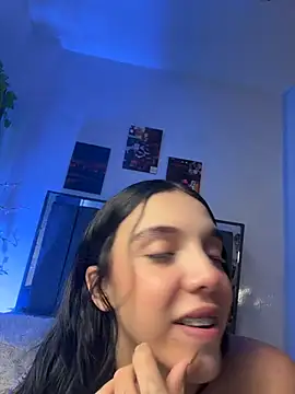 Snapshot of Jetf_Andrea_couple chatting on May 2026 04:03:02 PM Jetf Andrea couple online show from May 2026 04:03:02 PM
