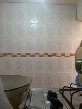 Caroline hernandes online show from March 2026 02:01:02 PM