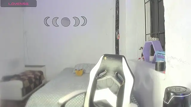 marianafoxx  online show from April 2026 02:33:02 PM