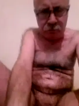 Cetin4 online show from April 2026 06:23:01 PM