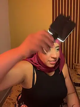 Chandra Yusef online show from March 2026 03:26:01 PM