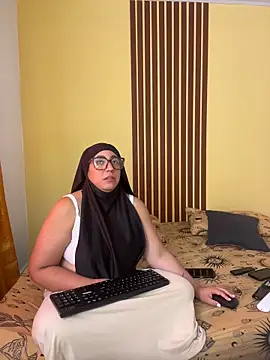 Chandra Yusef online show from April 2026 01:58:02 PM