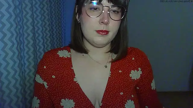 Snapshot of ClaraHard chatting on April 2026 05:26:01 PM ClaraHard online show from April 2026 05:26:01 PM
