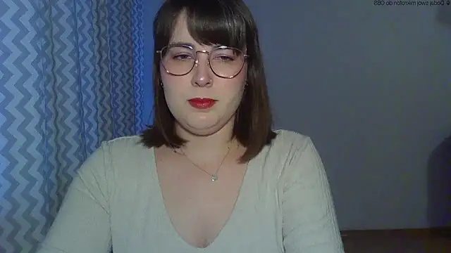 Snapshot of ClaraHard chatting on April 2026 05:30:01 PM ClaraHard online show from April 2026 05:30:01 PM