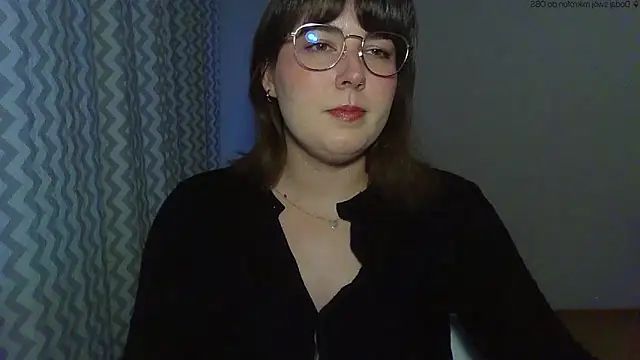 Snapshot of ClaraHard chatting on May 2026 05:18:02 PM ClaraHard online show from May 2026 05:18:02 PM