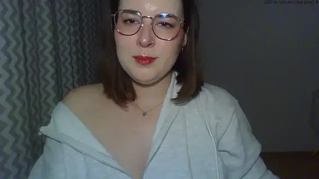 Snapshot of ClaraHard chatting on May 2026 08:25:01 PM ClaraHard online show from May 2026 08:25:01 PM