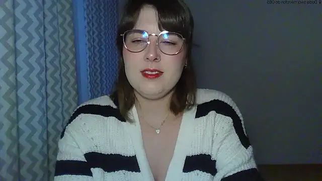 Snapshot of ClaraHard chatting on May 2026 04:23:02 PM ClaraHard online show from May 2026 04:23:02 PM
