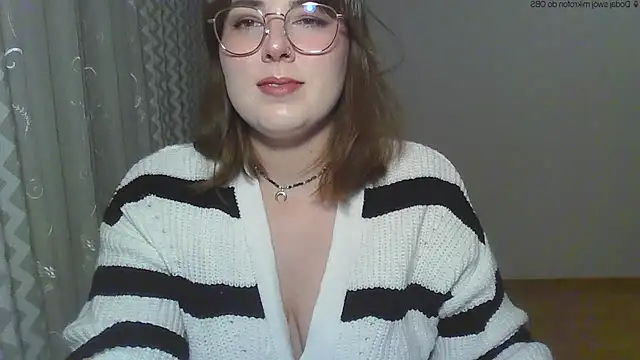 Snapshot of ClaraHard chatting on June 2026 07:49:02 PM ClaraHard online show from June 2026 07:49:02 PM