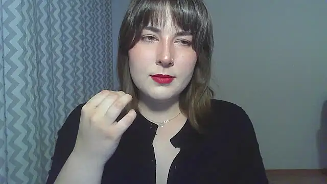 Snapshot of ClaraHard chatting on June 2026 06:51:01 PM ClaraHard online show from June 2026 06:51:01 PM